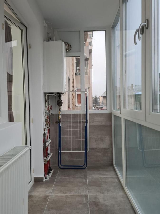 Apartament Terra Targoviste Zewnętrze zdjęcie