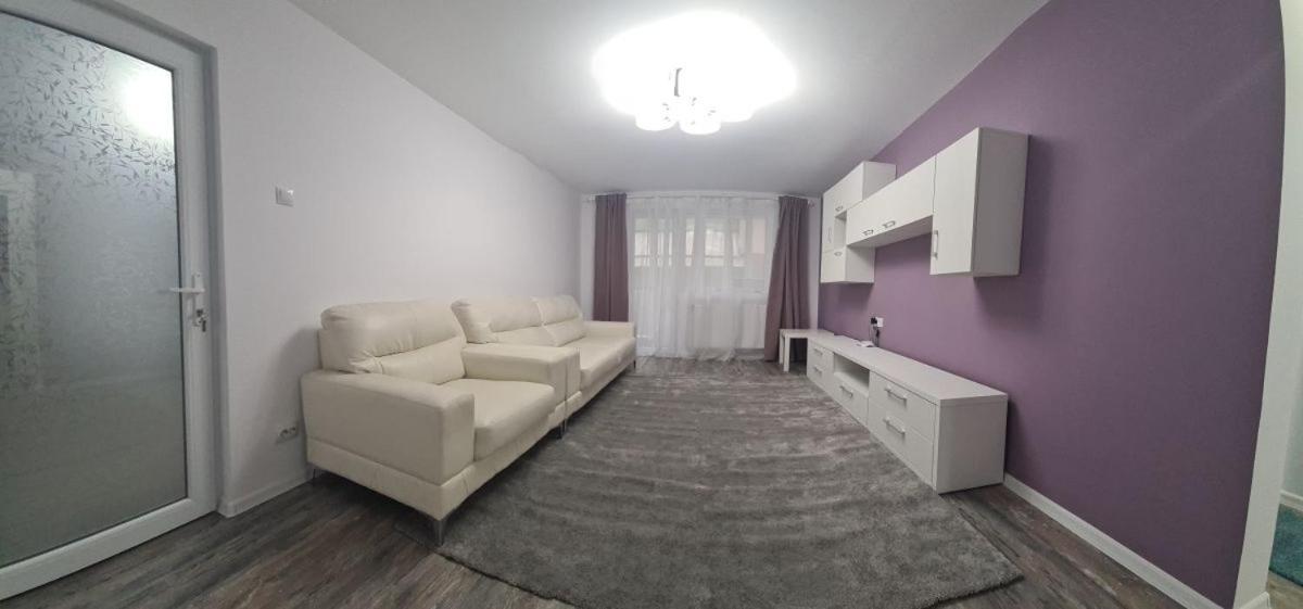 Apartament Terra Targoviste Zewnętrze zdjęcie