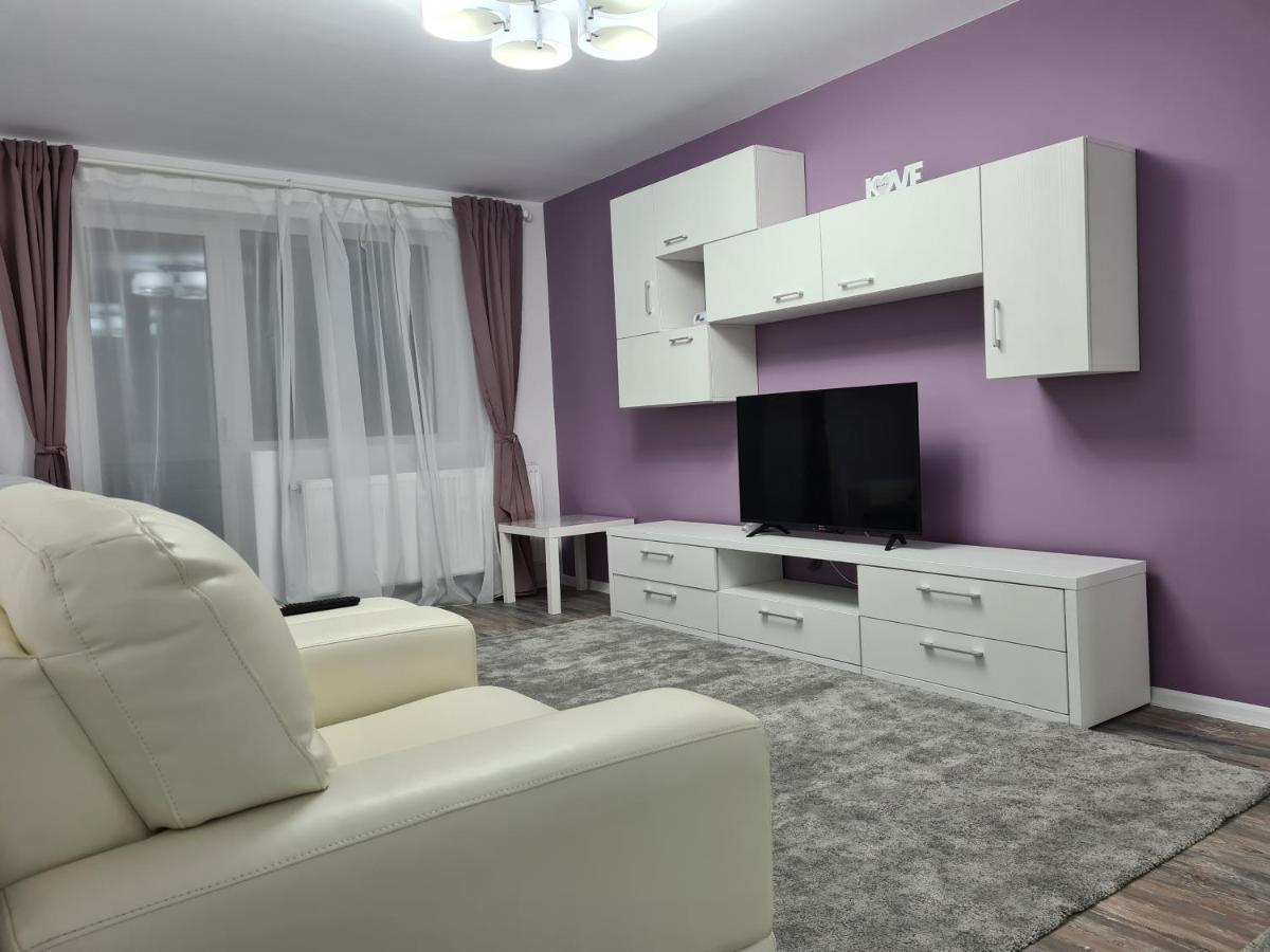 Apartament Apartament Terra Targoviste Zewnętrze zdjęcie