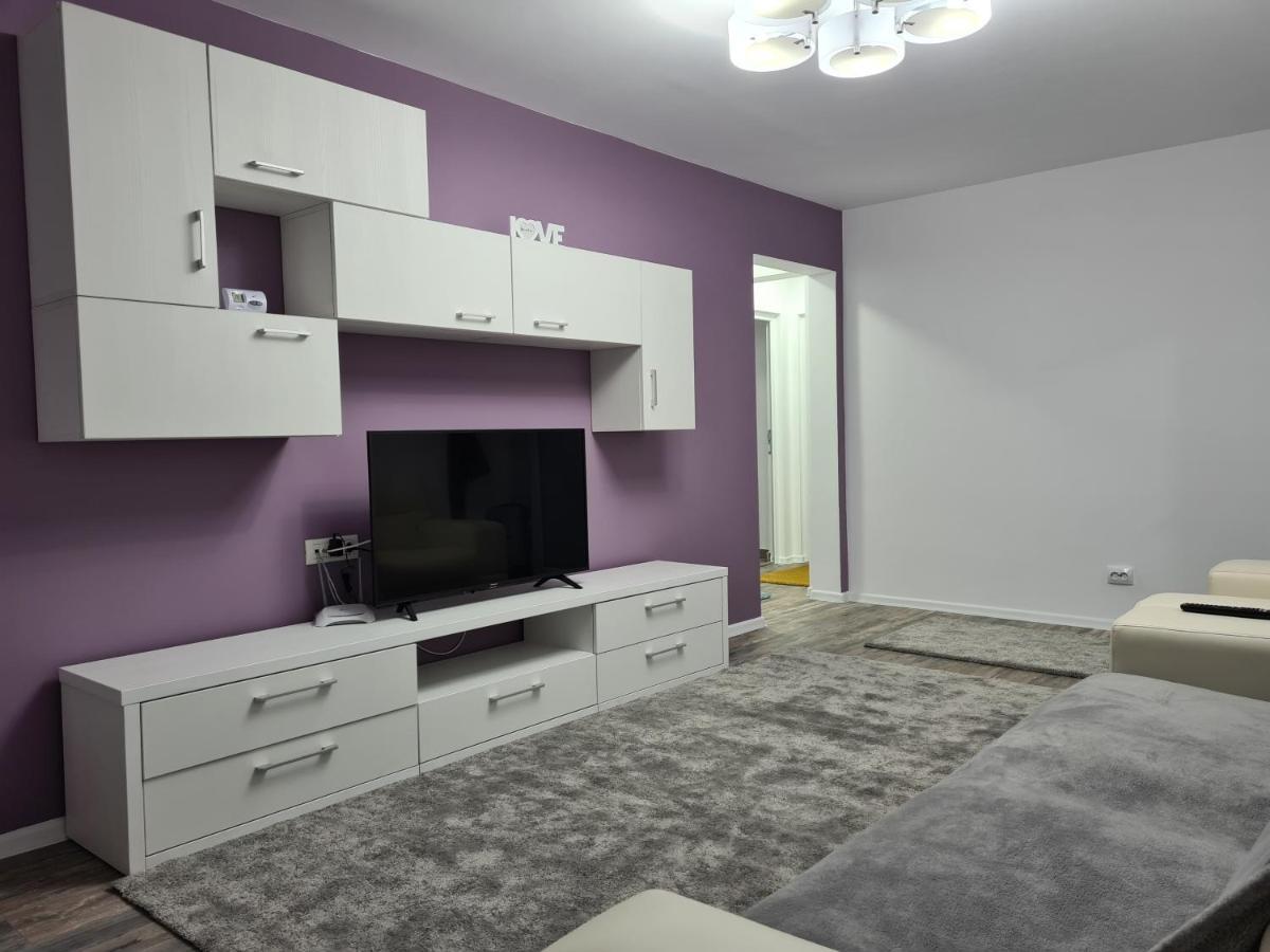 Apartament Apartament Terra Targoviste Zewnętrze zdjęcie