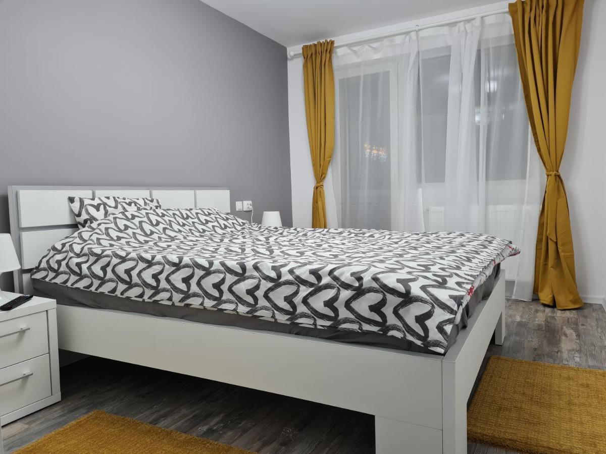 Apartament Terra Targoviste Zewnętrze zdjęcie